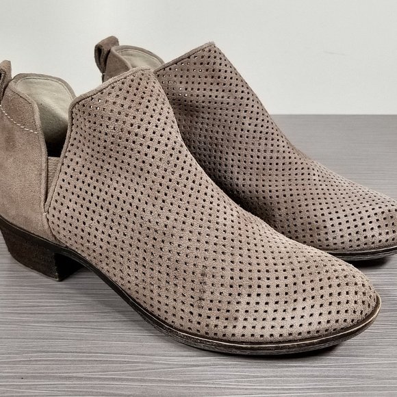 BP. Faren Bootie, Taupe Suede, Womens Size 6.5 M - Picture 3 of 10